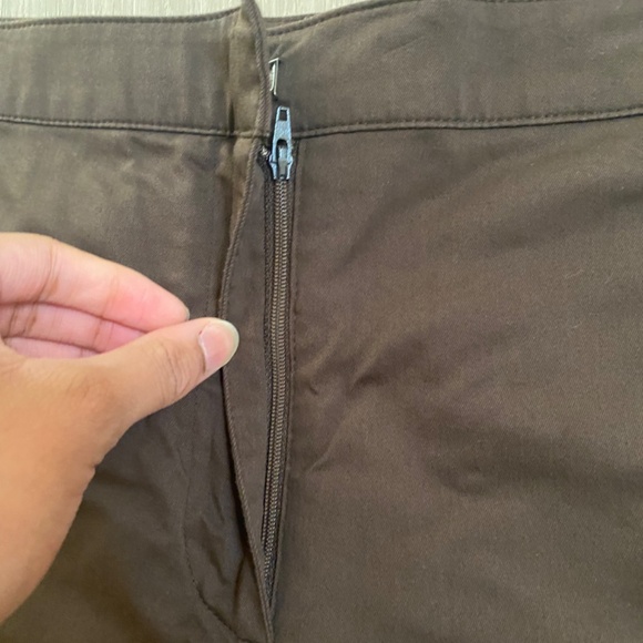 Nike Brown Athletic Shorts - Picture 4 of 7